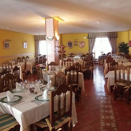 Hostal-Restaurante San Antolin Tordesillas Ngoại thất bức ảnh