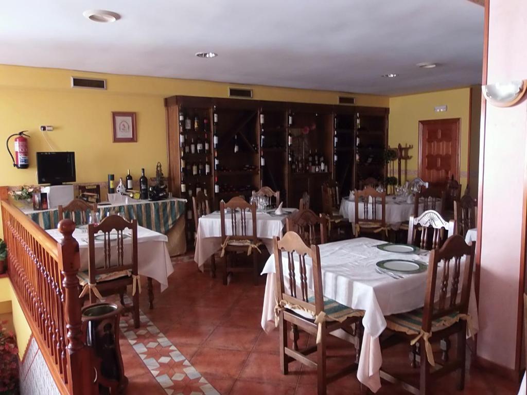 Hostal-Restaurante San Antolin Tordesillas Ngoại thất bức ảnh