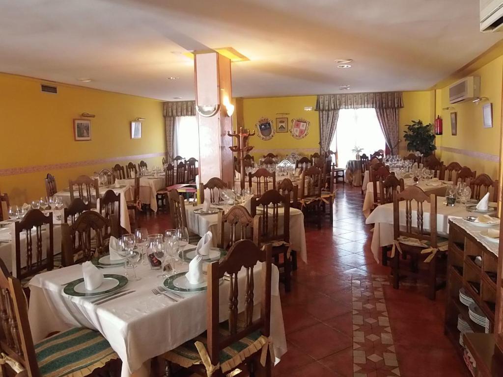 Hostal-Restaurante San Antolin Tordesillas Ngoại thất bức ảnh